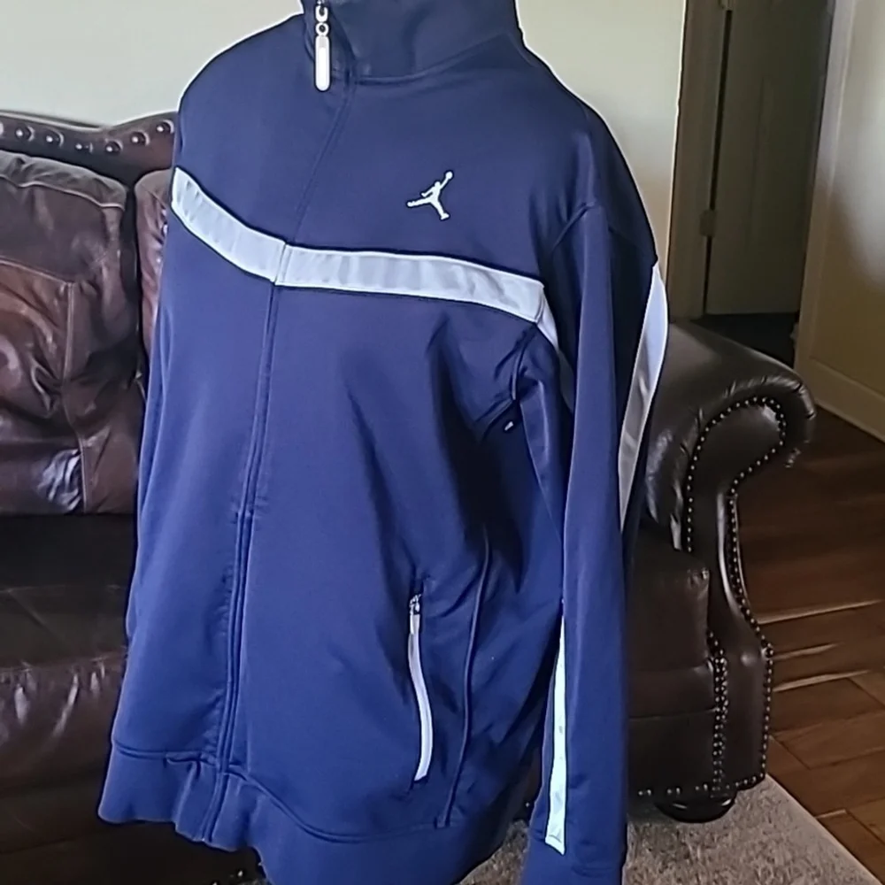 Jordan track warm up jacket. Blue /white piping. Sz. Large (#1406) vintage